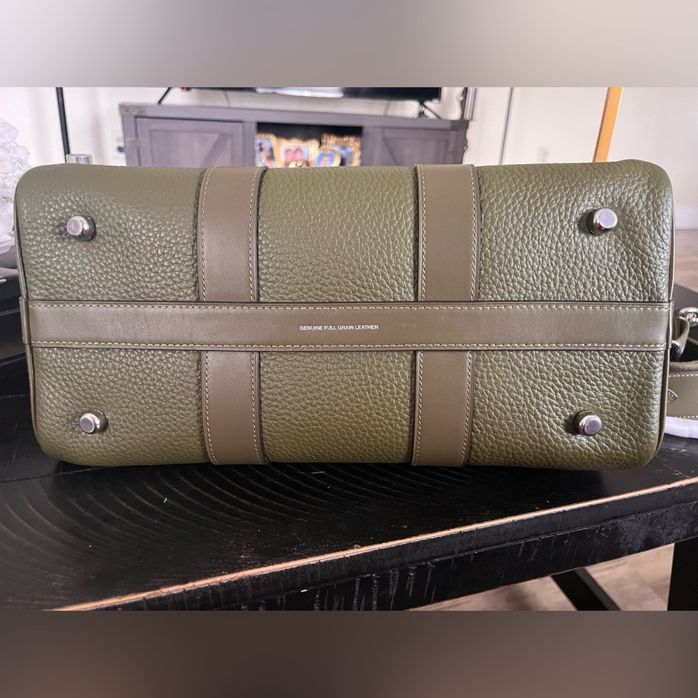 Coach Compass 35 in olive green full grain leather, strap and dust bag included - Picture 6 of 8